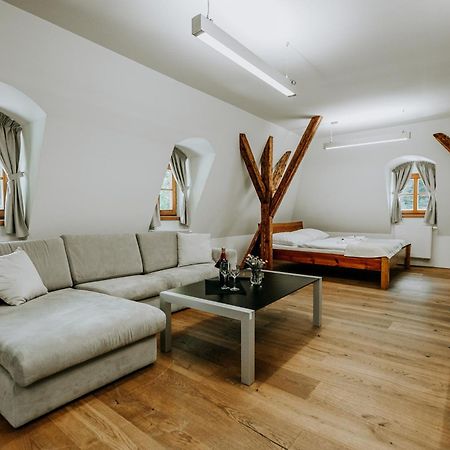 Penzion Bansky Dom Banska Stiavnica Bagian luar foto
