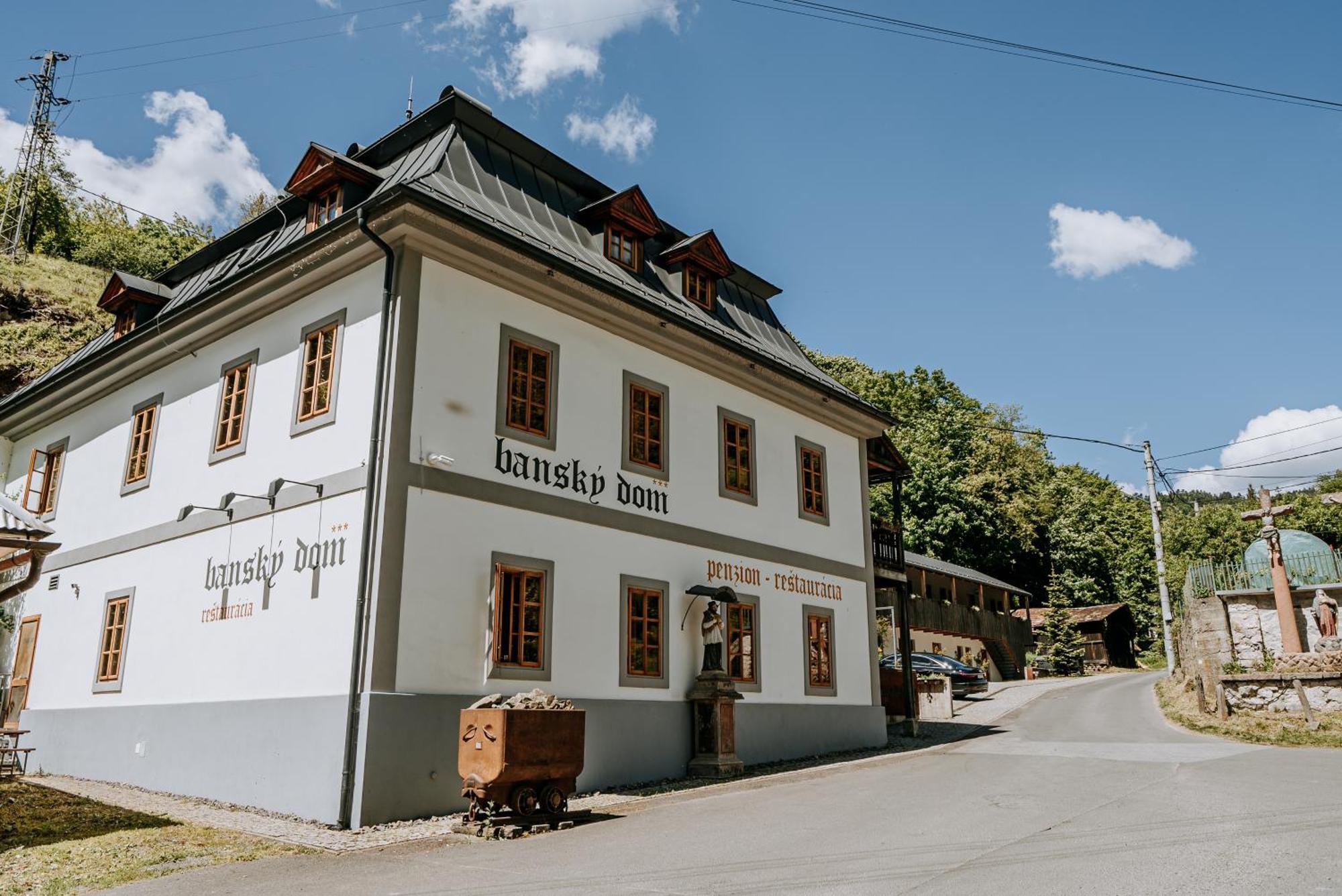 Penzion Bansky Dom Banska Stiavnica Bagian luar foto