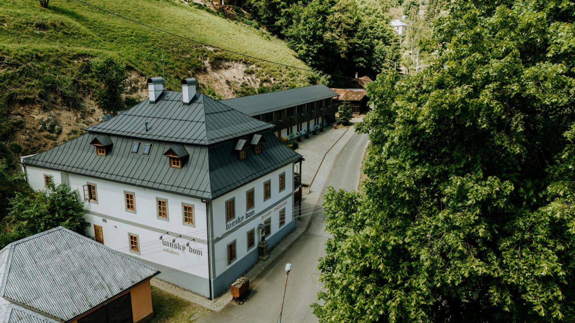 Penzion Bansky Dom Banska Stiavnica Bagian luar foto